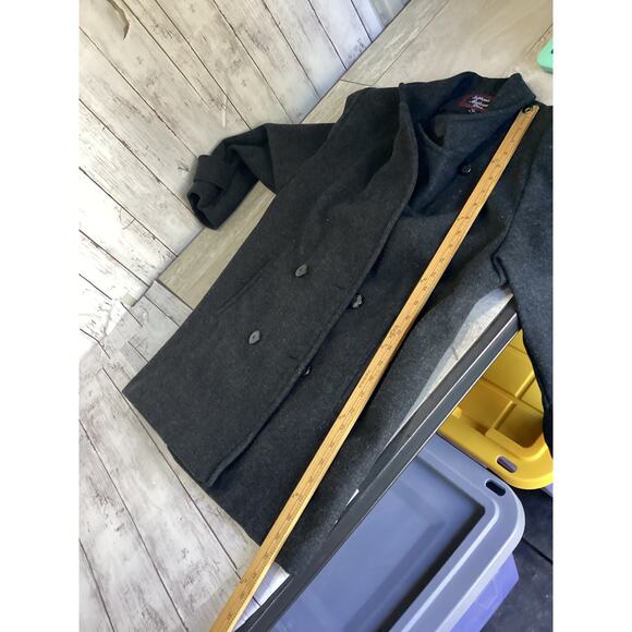 Stephanie Mathews Women's 100% Wool Gray Double Button Coat Jacket Sz 8P Petite - Picture 4 of 9